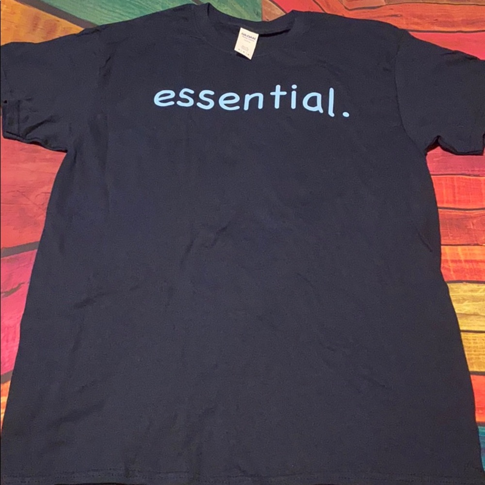 Essential tee shirt